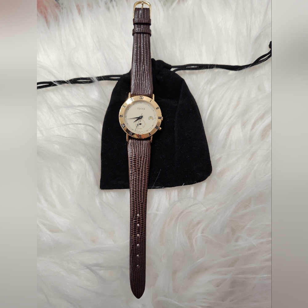 Vintage 90's Gucci 3800 Jr Wristwatch, 18k Gold Plated, Lizard Calf Band 5/8R, - Picture 16 of 16